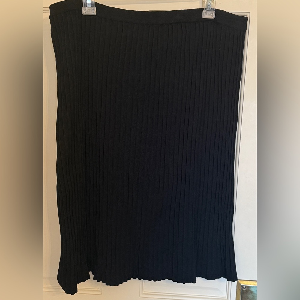 Black Ribbed Sweater Skirt, Size XL
